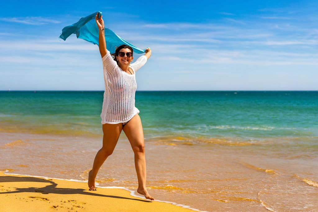 Ilustrasi liburan. foto/istockphoto Baju Crochet Mesh Dres