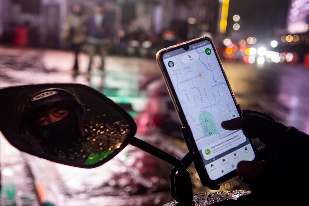 Pengkategorian pengemudi layanan transportasi daring