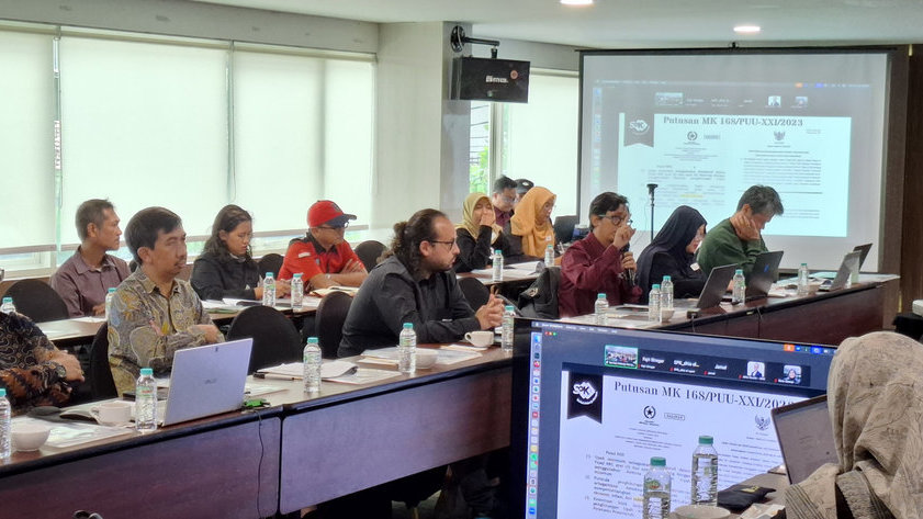 Suasana FGD SPK. (FOTO/dokumentasi SPK) FGD Serikat Pekerja Kampus
