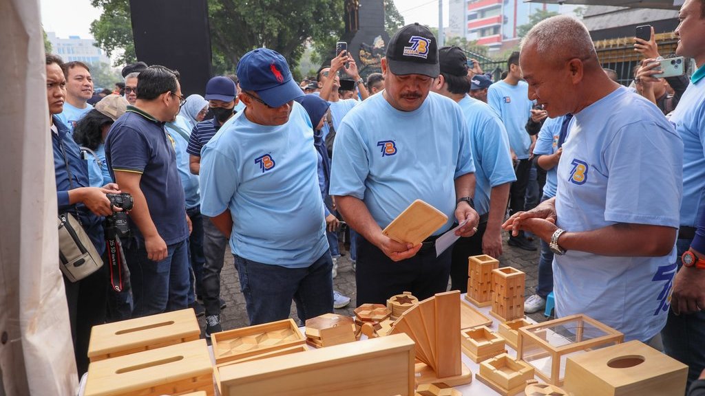  Sujarwanto Dwiatmoko