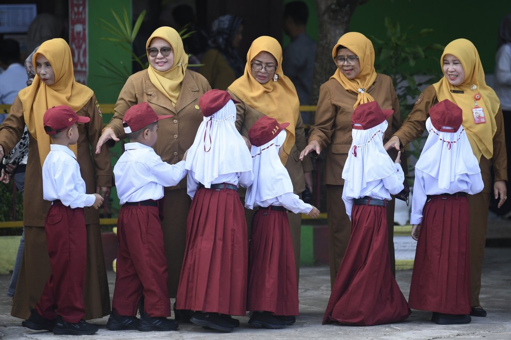 Hari pertama sekolah tahun ajaran baru di Samarinda