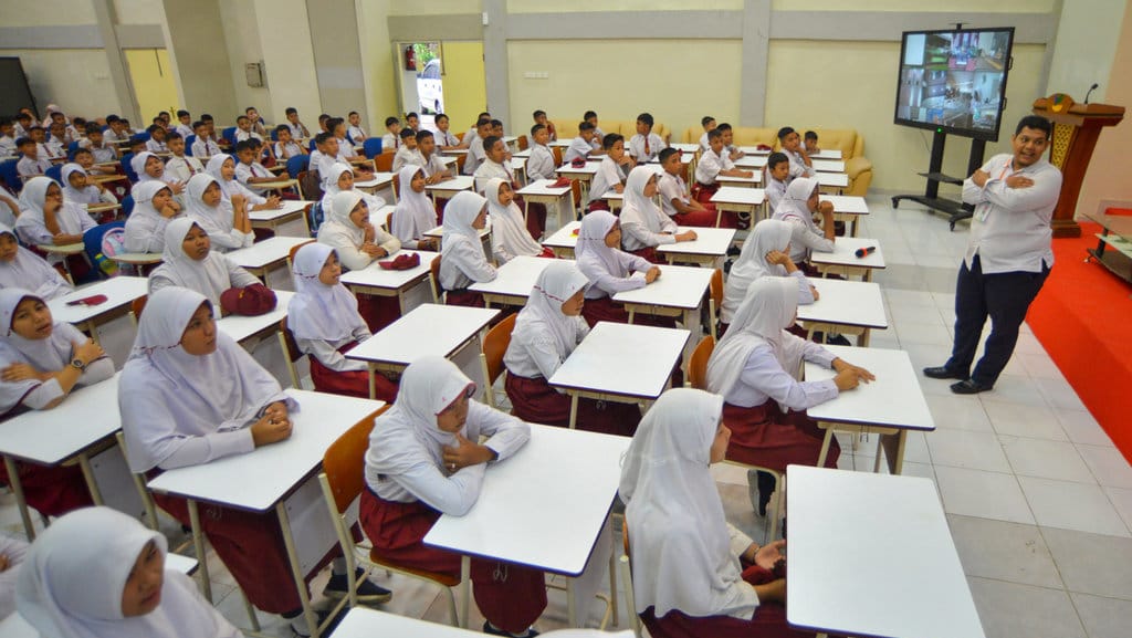 MPLS sekolah rakyat di Padang