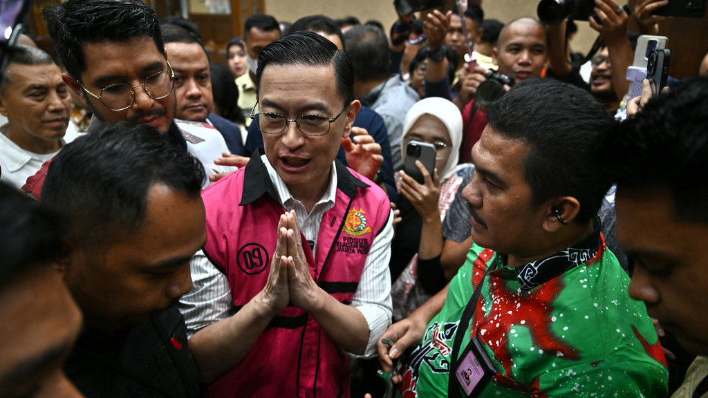 Tom Lembong divonis empat tahun enam bulan penjara