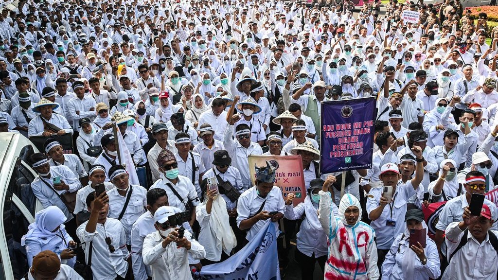 Aksi tenaga honorer tuntut status PPPK di Jakarta