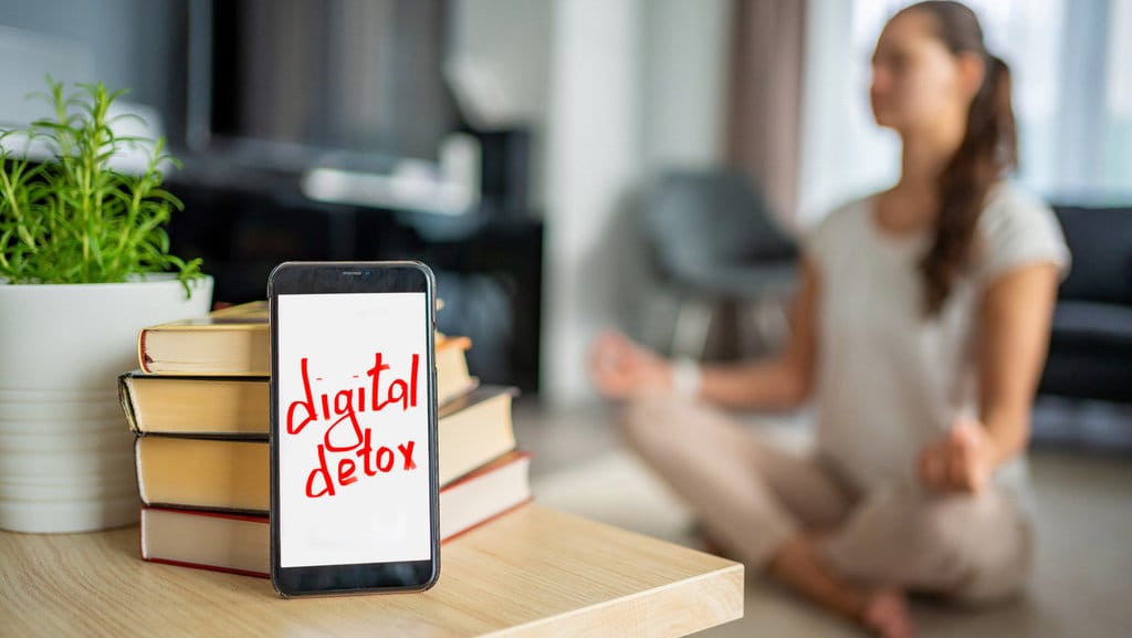 Ilustrasi Digital Detox