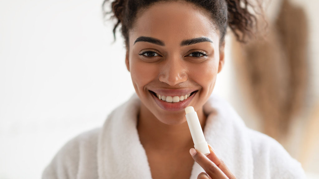 Lip balm untuk bibir hitam