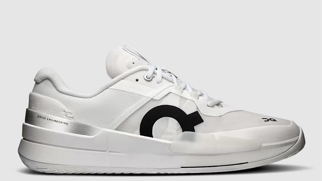 Sepatu On Cloud The Roger Pro 2