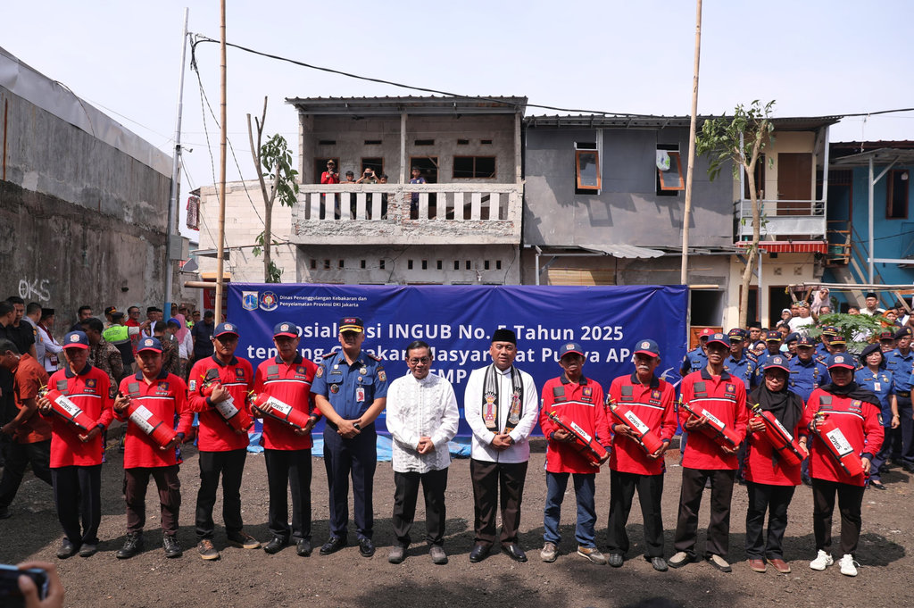 Inspeksi Penangulangan Kebakaran Gubernur DKI Jakarta