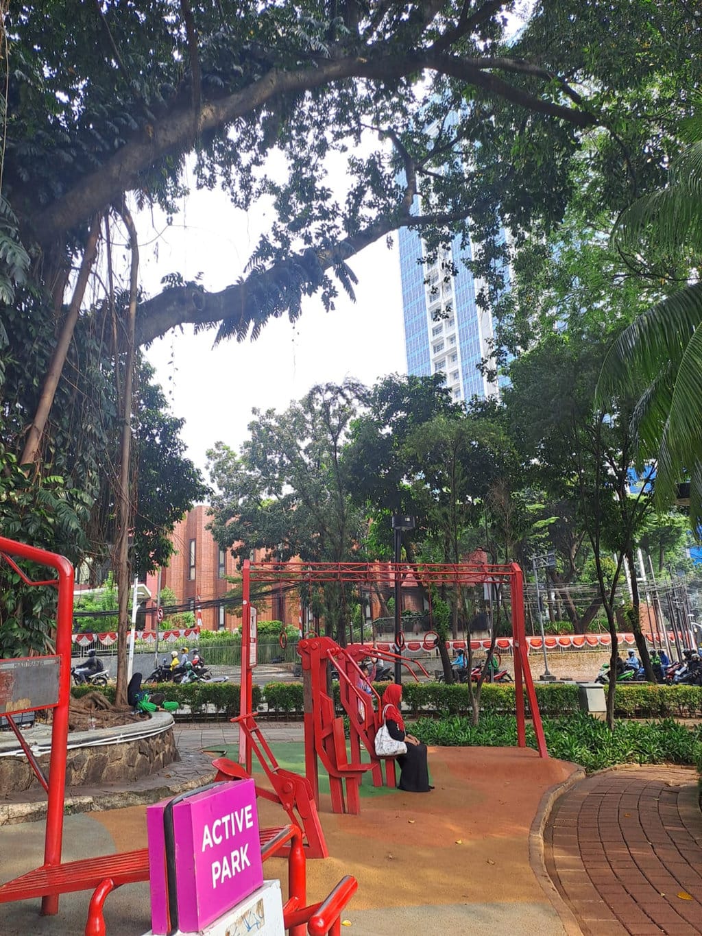 Taman Ayodia dan Taman Langsat