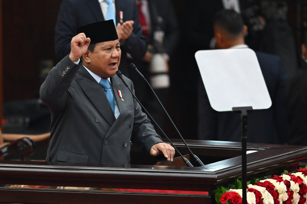 Presiden Prabowo Subianto menyampaikan pidato dalam Sidang Tahunan MPR RI dan Sidang Bersama DPR-DPD RI Tahun 2025 di Gedung Nusantara, Kompleks Parlemen, Jakarta, Jumat (15/8/2025). ANTARAFOTO/Rivan Awal Lingga/app/rwa. Sidang Tahunan MPR RI