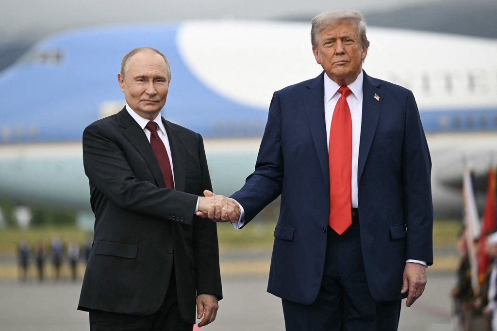 Donald Trump dan Vladimir Putin di Alaska