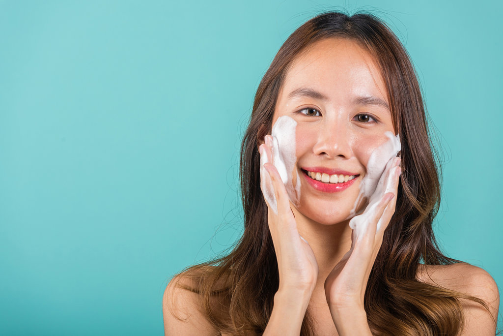 7 Rekomendasi Facial Wash untuk Remaja 12 tahun