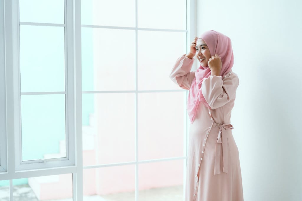 Ilustrasi dress kondangan