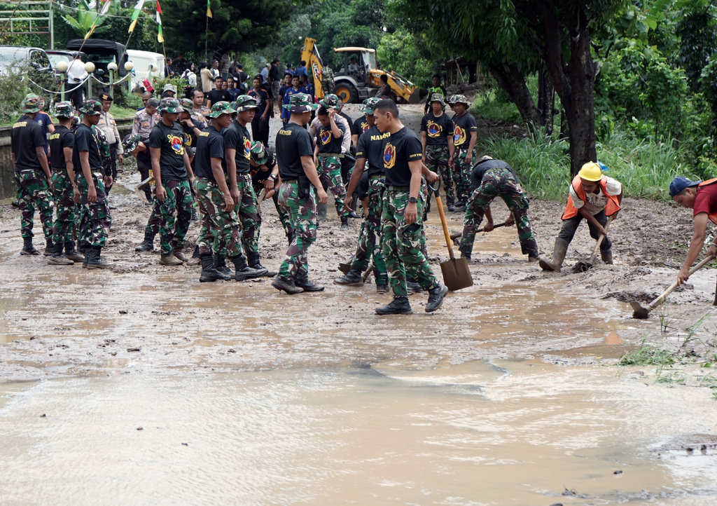 Banjir bandang dan longsor di Lampung