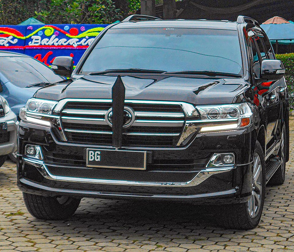 Toyota Land Cruiser J200