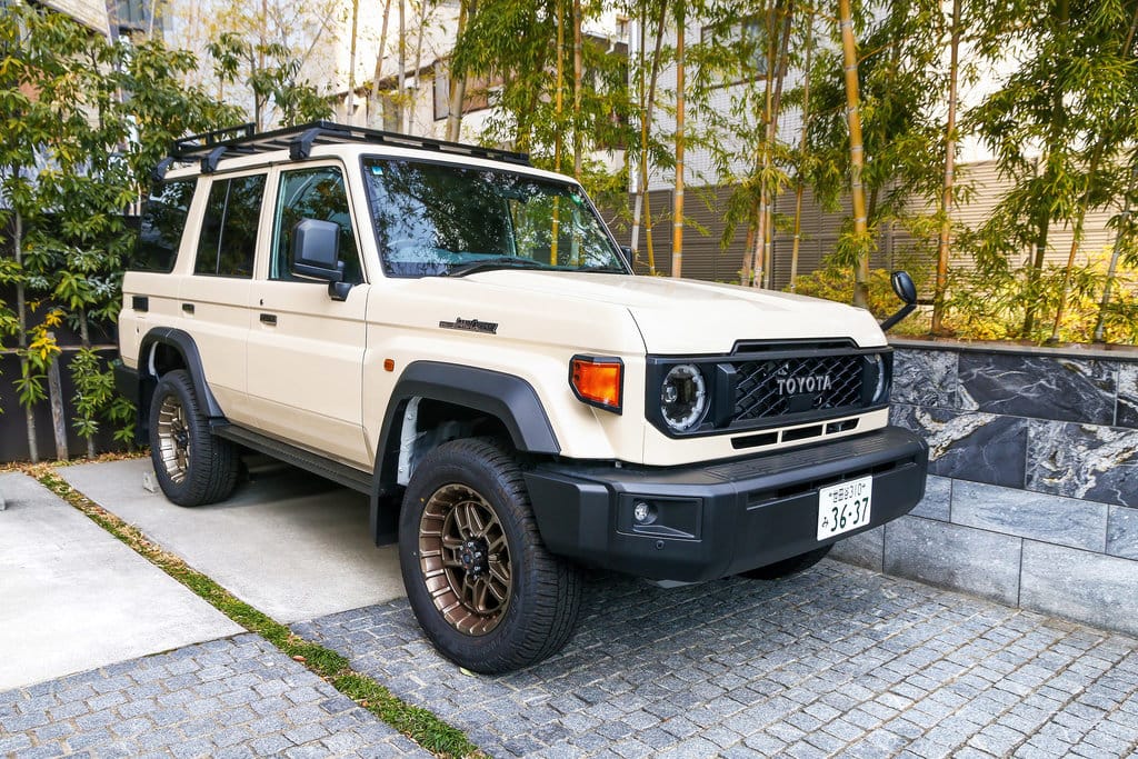  Toyota Land Cruiser