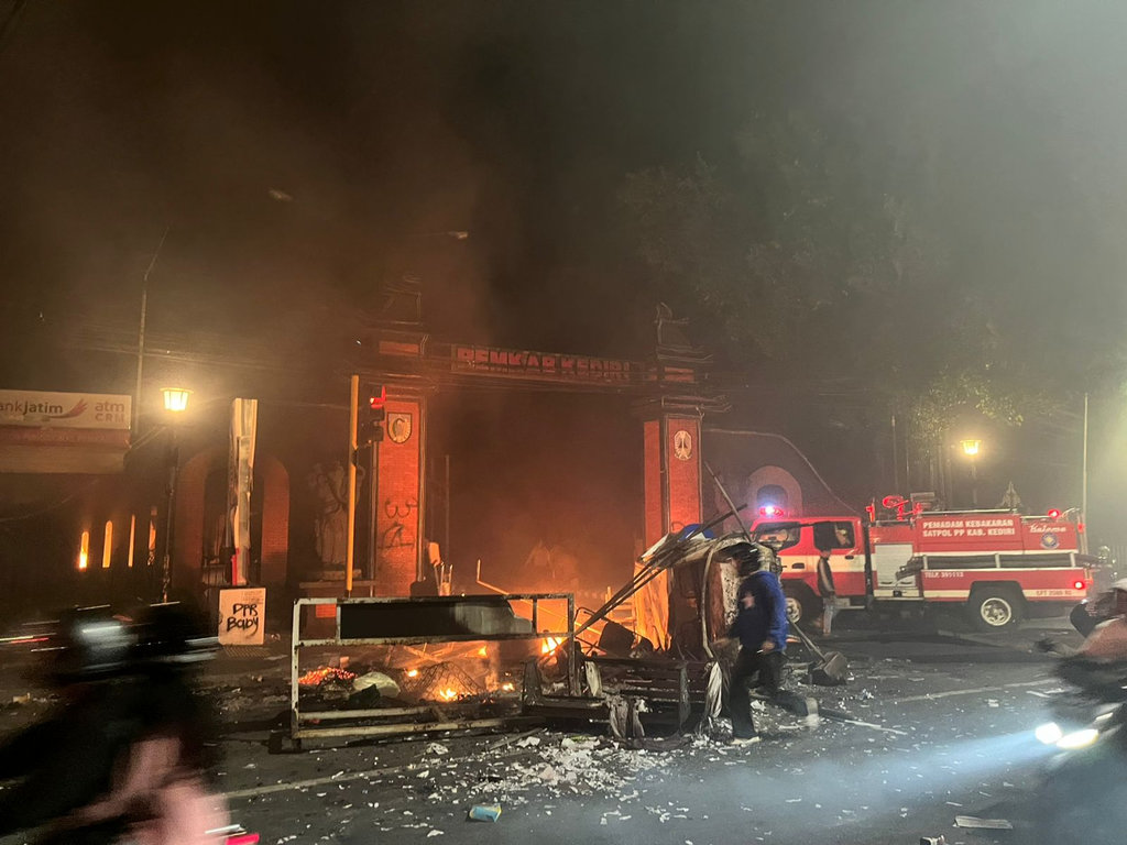 Unjuk rasa di Kediri 