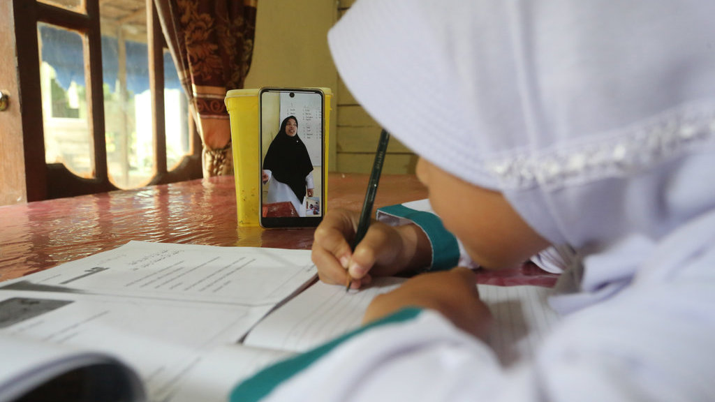 Pembelajaran daring antisipasi aksi demonstrasi di Aceh Barat