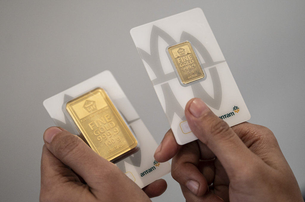 Harga Emas Antam Hari Ini Turun Jadi Rp2.831.000 per Gram