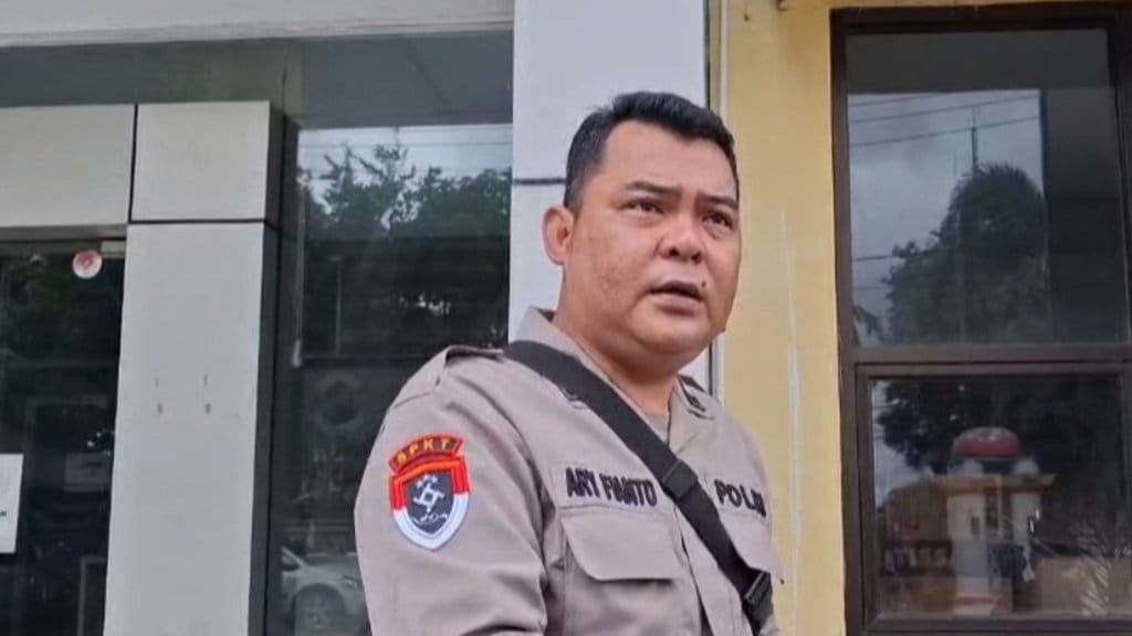Arypianto ayah dari bayi 11 bulan yang meninggal saat dirawat oleh RSBT Pangkalpinang