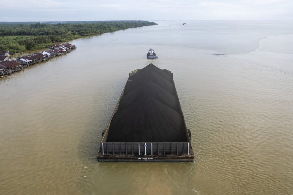 PLN: Stok Batu Bara PLTU Tahan untuk 15,9 Hari, Gas 12 Hari