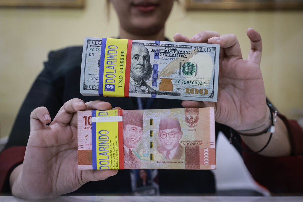 Rupiah Hari Ini Dibuka Melemah ke Level Rp17.076 per Dolar AS