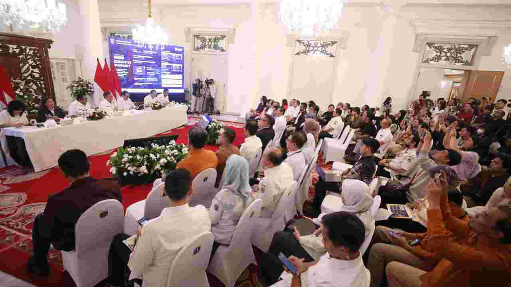 Pemerintah Provinsi (Pemprov) DKI Jakarta menggelar konferensi pers mengenai realisasi Anggaran Pendapatan dan Belanja Daerah (APBD) periode Juli 2025 di Balai Kota DKI Jakarta, pada Rabu (27/8). foto/Dok. Pemprov DKI Konpers Pemprov DKI APD Juli 2025