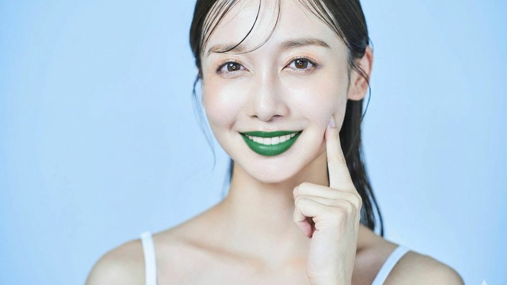 Prompt Ai Gemini LIsptik. foto/istockphoto/Gemini ai Prompt Ai Gemini LIsptik