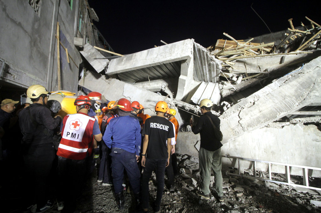 Bangunan Musala Pondok Al Khoziny Sidoarjo Ambruk