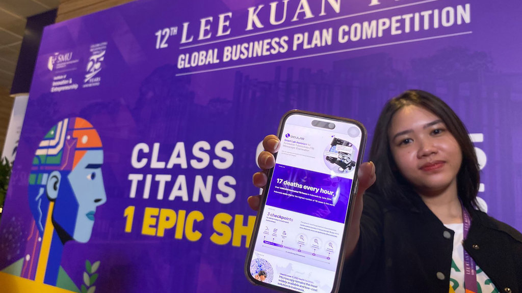 Tim startup Oculab dari Universitas Indonesia (UI) di babak final 12th Lee Kuan Yew Global Business Plan Competition (LKYGBPC) yang diselenggarakan oleh Singapore Management University (SMU). tirto.id/Yulaika Romadhani Tim startup Oculab