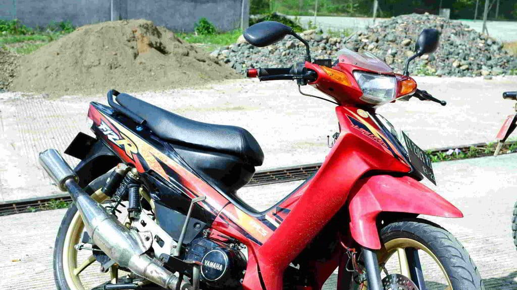 Yamaha F1ZR