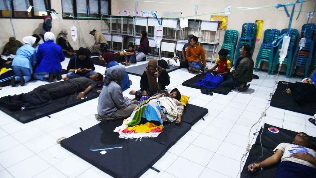 Ratusan siswa SMPN 1 Cisarua Kabupaten Bandung Barat. Tirto/Akmal Keracunan MBG Bandung Barat