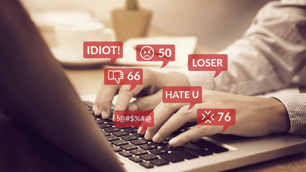 Ilustrasi Cyberbullying. foto/istockphoto Ilustrasi Cyberbullying