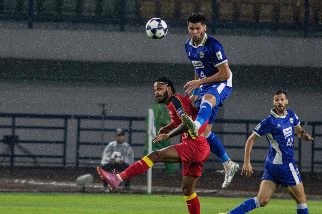 Persib vs Bali United: Julio Cesar Absen, Matricardi Kembali