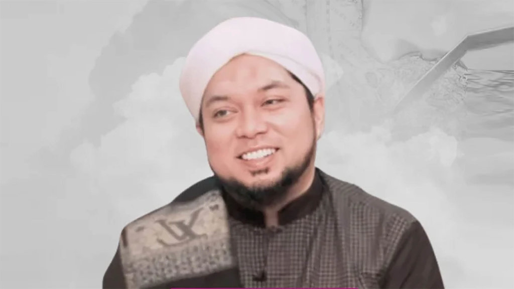  KH R Ahmad Azaim Ibrahimy