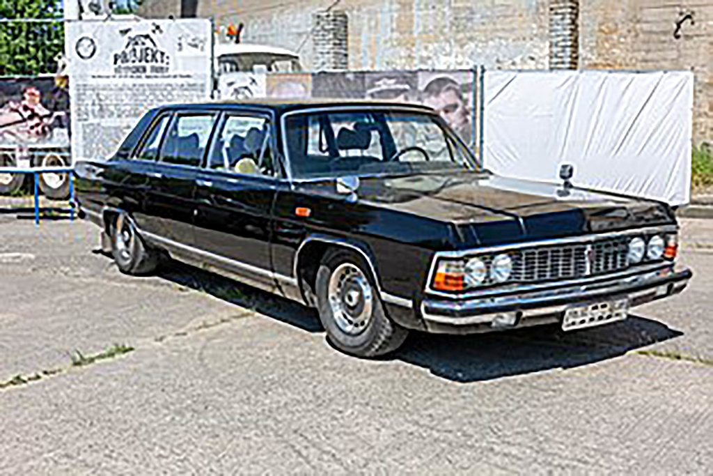 Mobil GAZ 14 Chaika