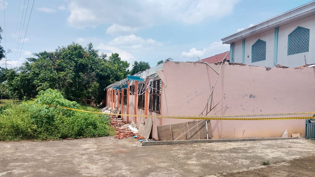 Peristiwa Ambruknya Bangunan SMKN 1 Gunungputri