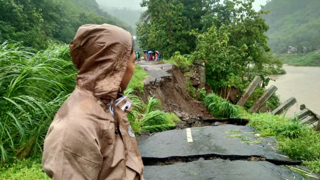 Akses Jalan Penghubung Dua Padukuhan Putus