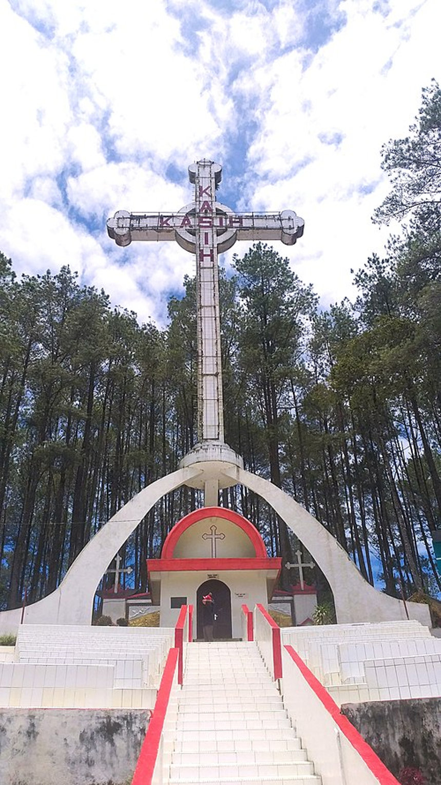 Bukit Salib Kasih