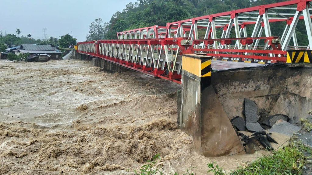 Banjir Tapanuli Tengah