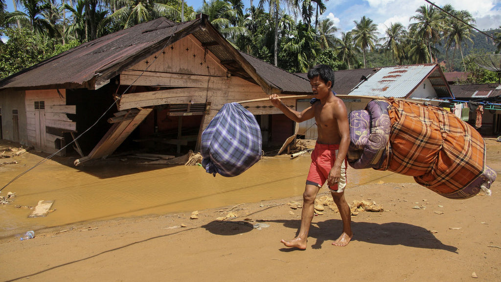 Dampak banjir bandang di Tukka Tapanuli Tengah