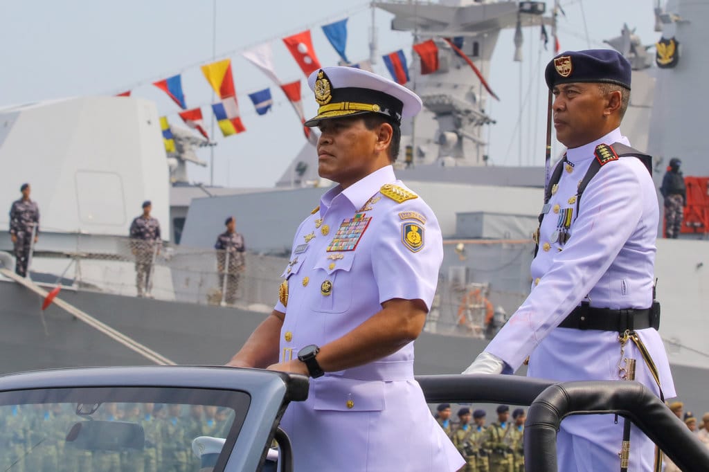 Upacara peringatan Hari Armada RI