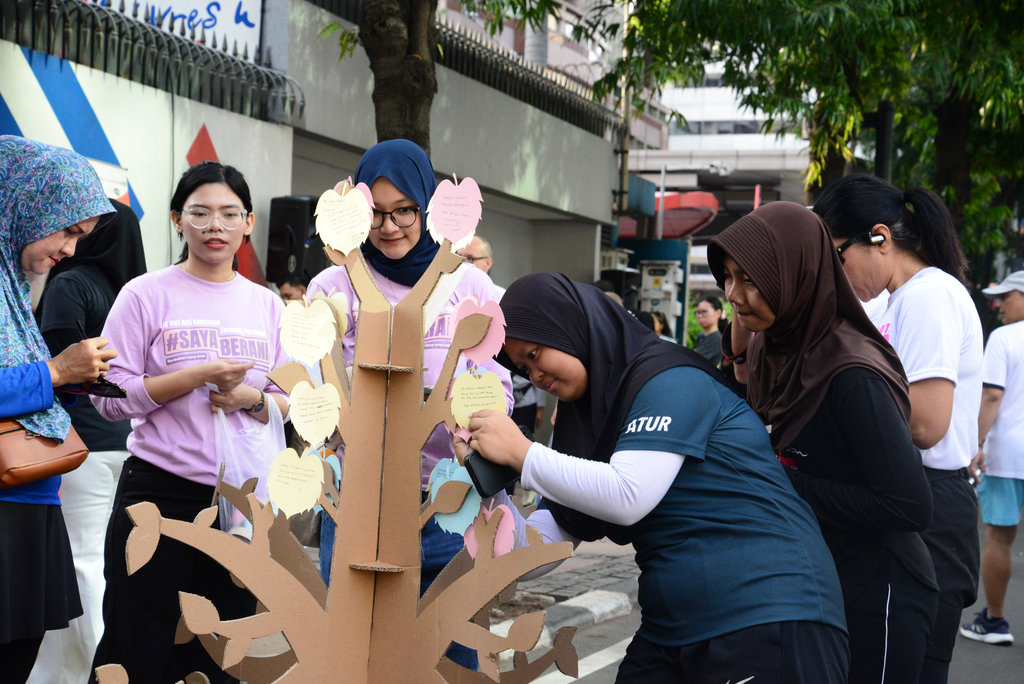 Fun Walk CARE Indonesia