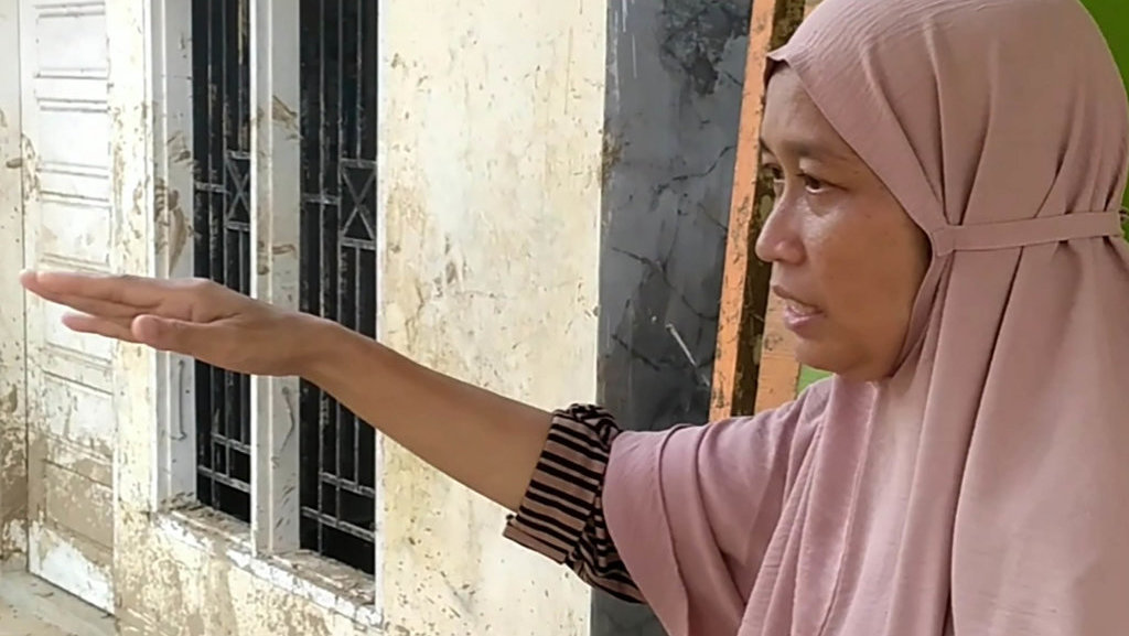 Siska Korban Banjir Padang