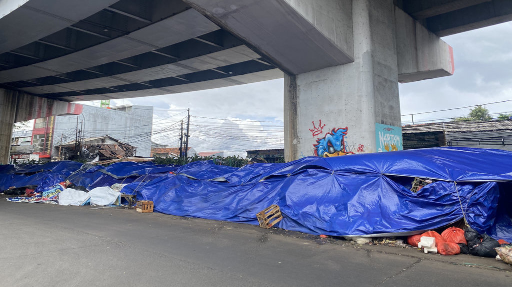 Tumpukan Sampah di Tangerang Selatan