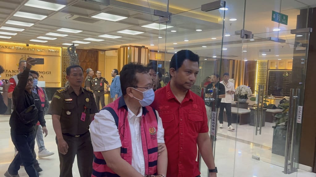 Konpers Penetapan Tersangka Kasus Korupsi LPEI