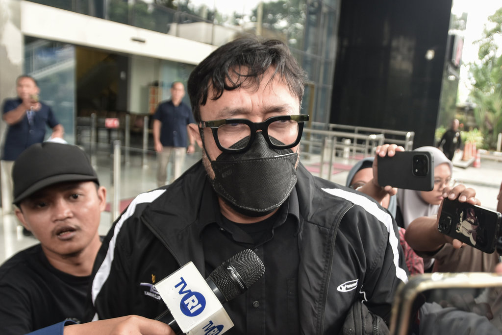 KPK Periksa Istri Ono Surono soal Korupsi Proyek Pemkab Bekasi