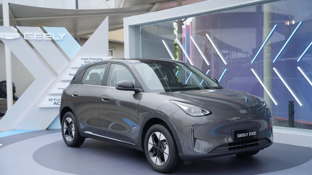 Geely EX2