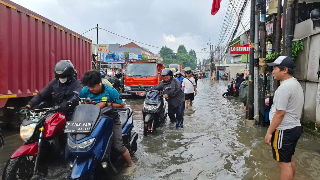 Perumahan Ciledug Indah Terendam Banjir