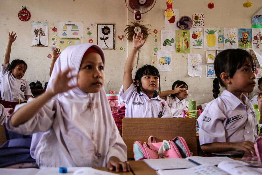 Sekolah Negeri di Solo Akan Kekurangan 350 Guru Imbas SE Baru
